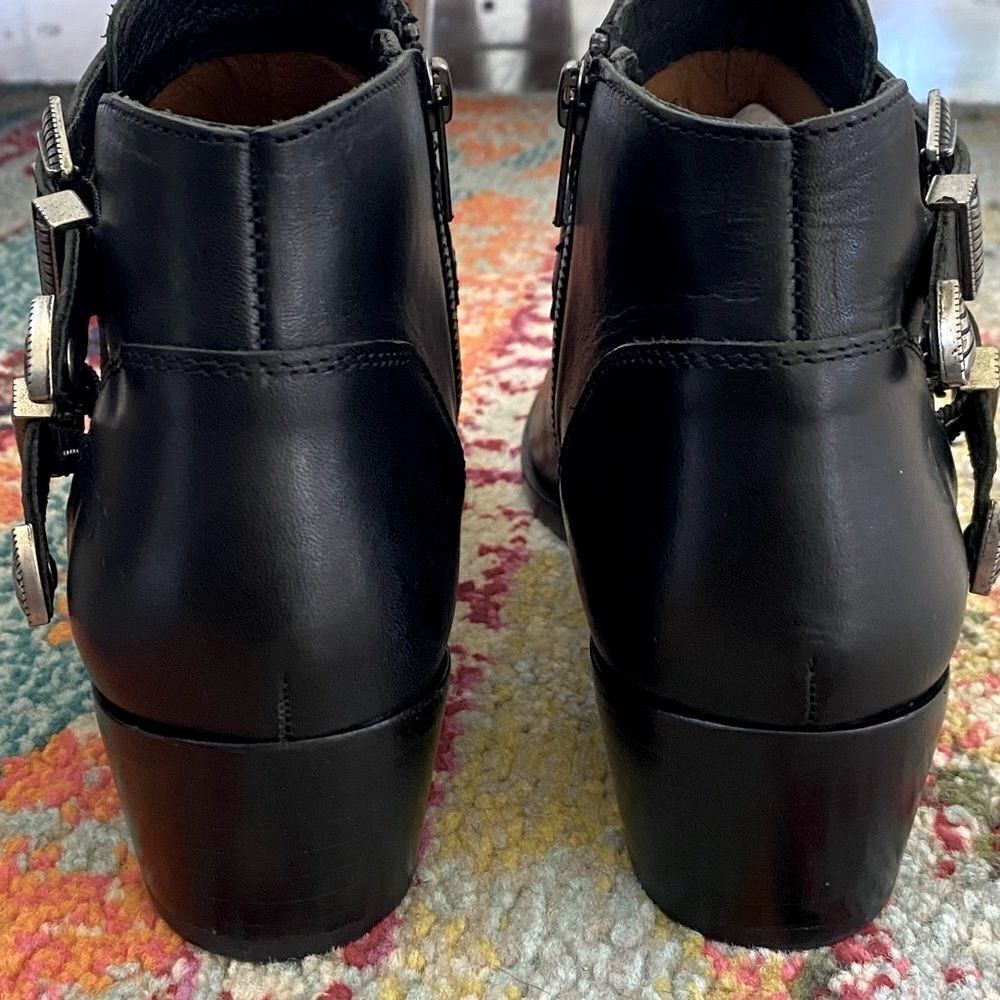 Frye Ray Western Black Leather Shootie Ankle Boots Buckle Boho Cowgirl Size 10 - Picture 6 of 9